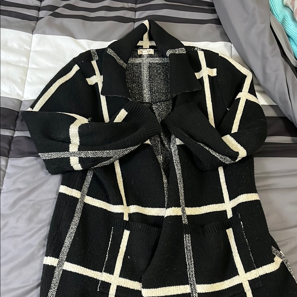 ONE WORLD Black and White Geometric Cardigan